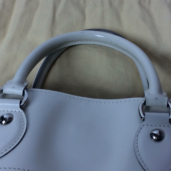 Preowned Louis Vuitton Passy Epi Leather Handbag - Picture 3 of 8